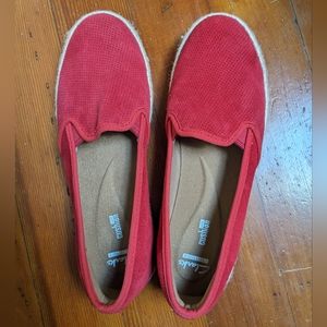 Clarks 8W Red Suede Espadrille slip on loafers